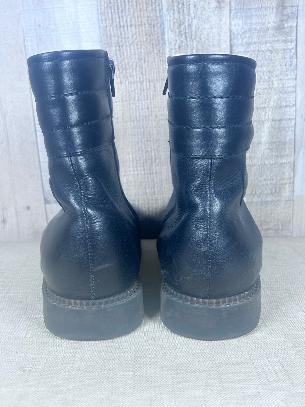 Vintage Pajar Made in Italy Black Leather Shearling Winter Boots Ladies Size 7 - Picture 3 of 9